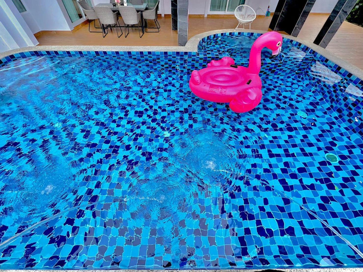 Tagvilla Lagoon Pool In 8 Bedroom Villa *