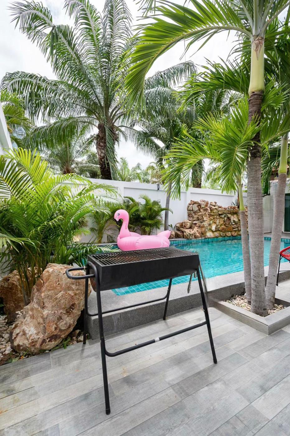 Majestic Pool 4 Bedrooms Private Pattaya