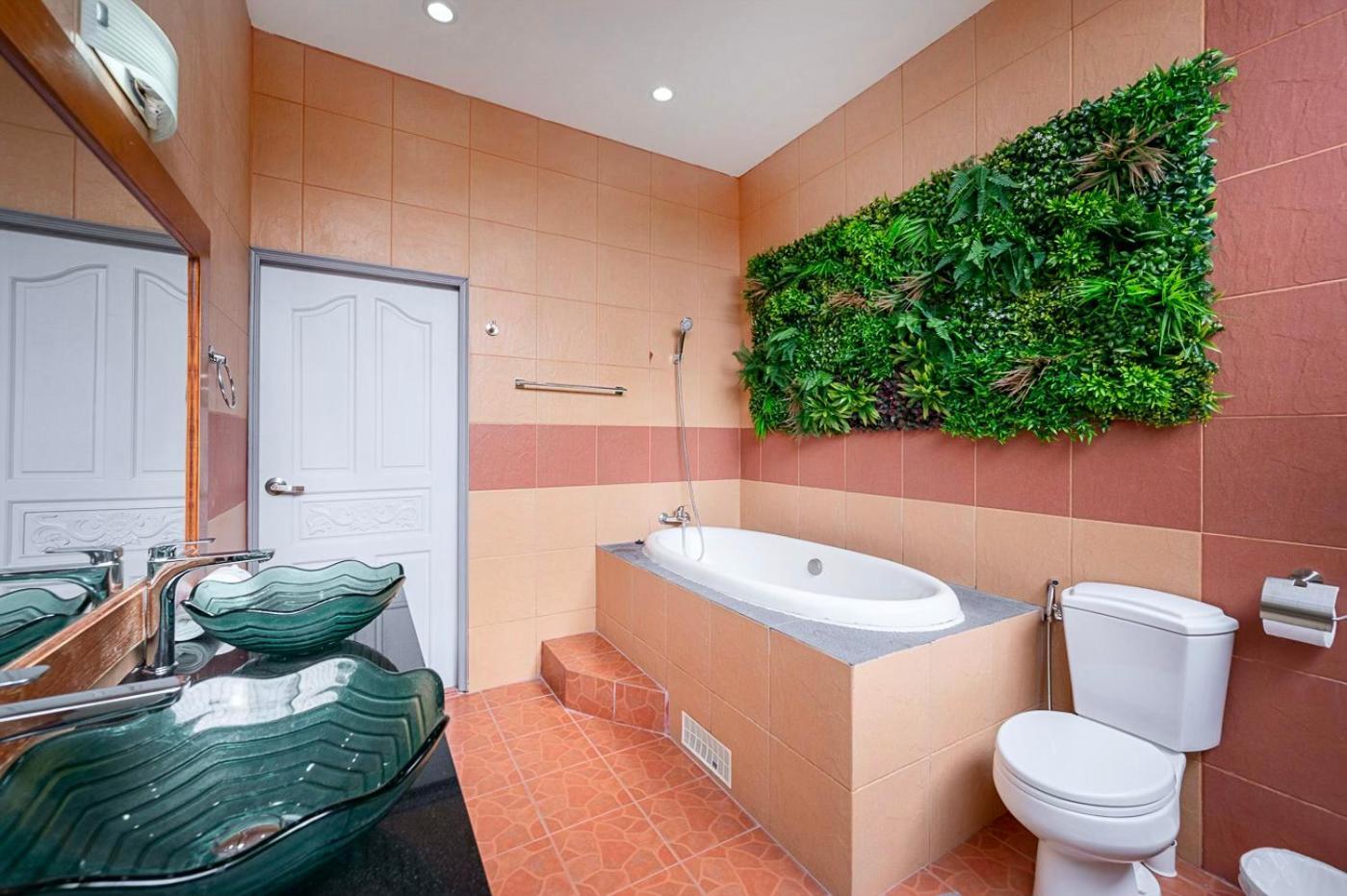 Majestic Pool 4 Bedrooms Private