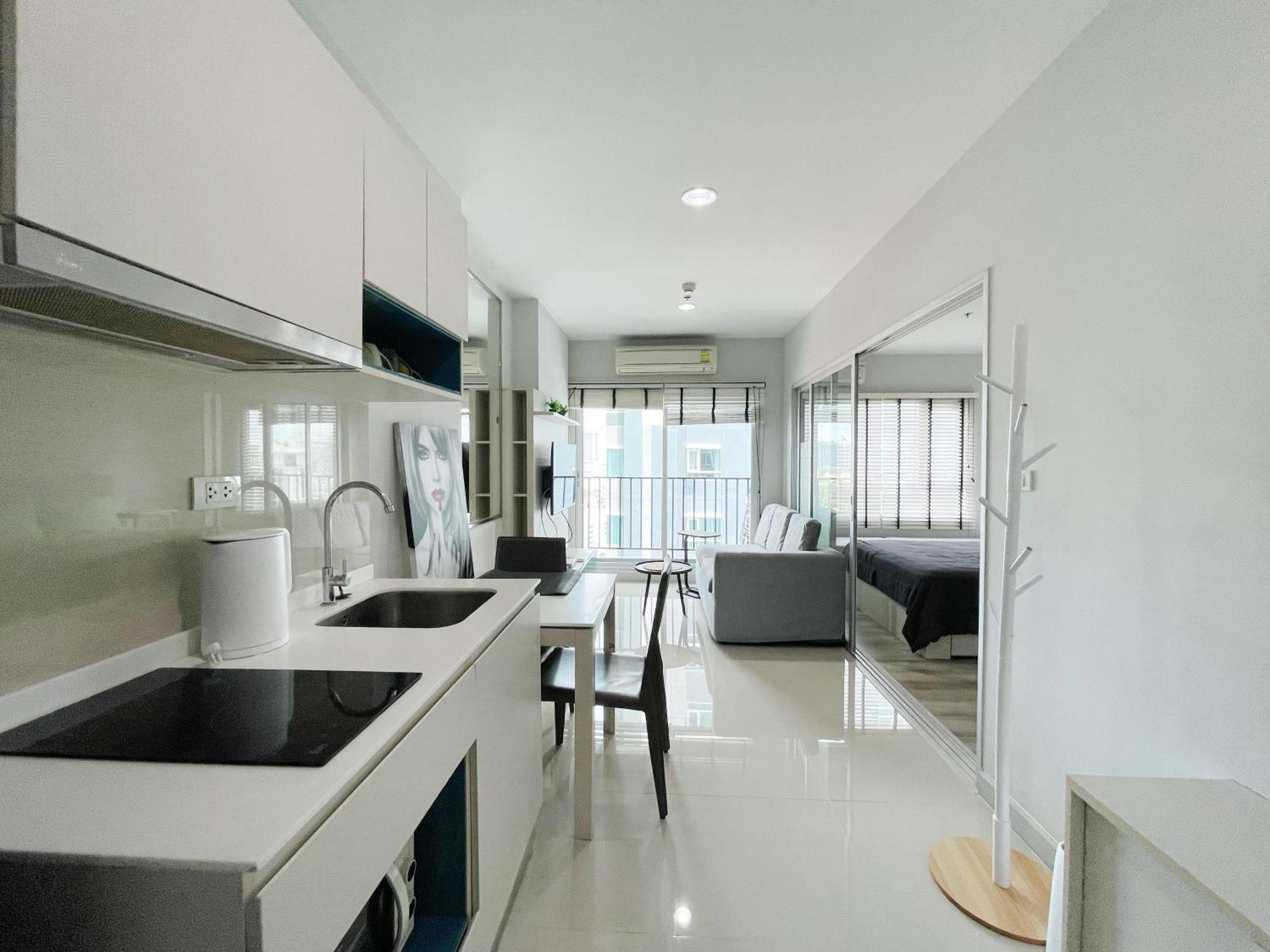 芭提雅fnb 无边泳池 Apartment *