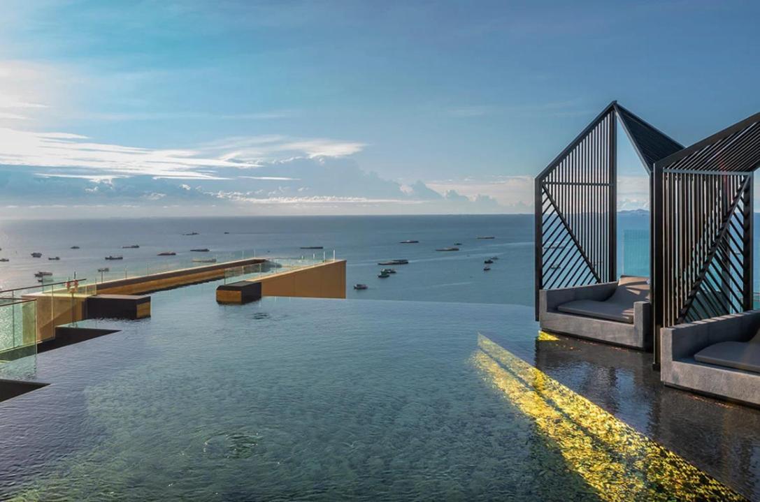 Edge Seaview With Infinity Pool Pattaya