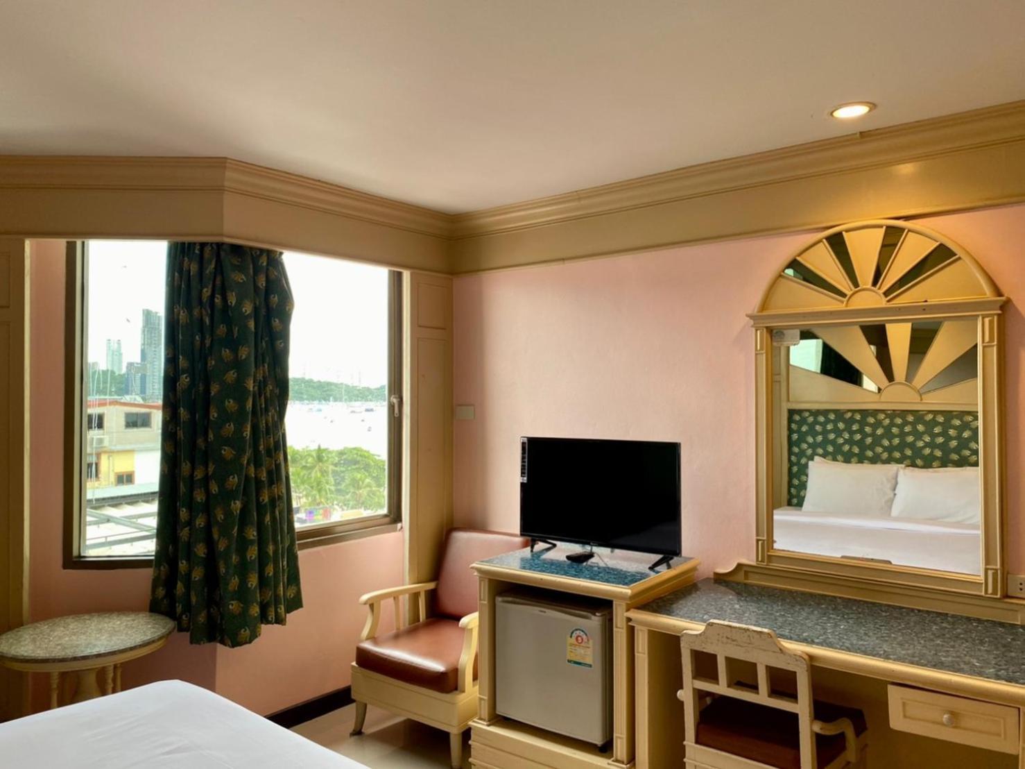 Hotel Aa 2*
