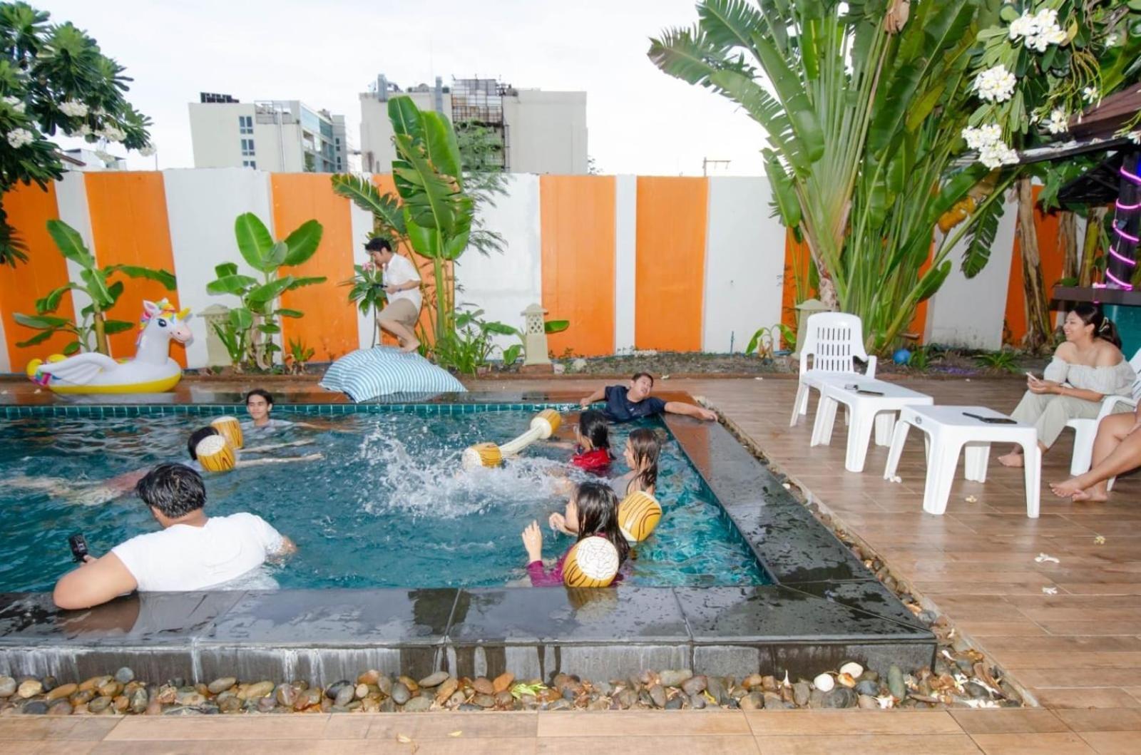Rosewood Pool 1 *