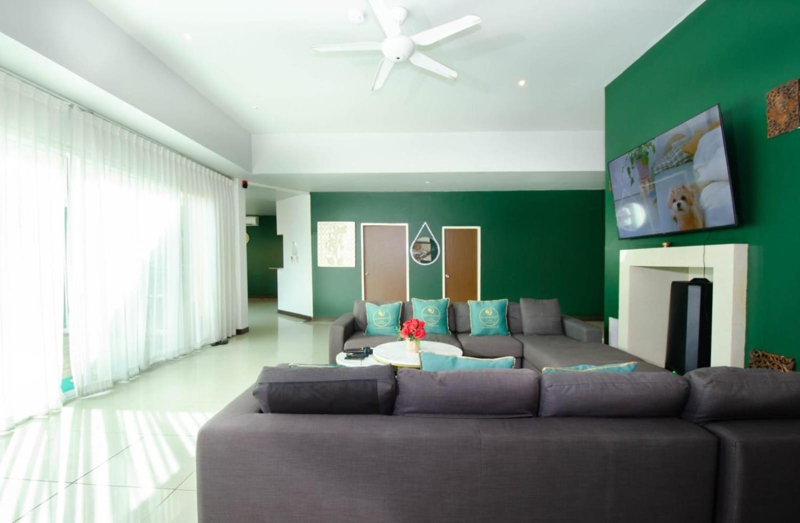 Villa Rosewood Pool 1 Pattaya