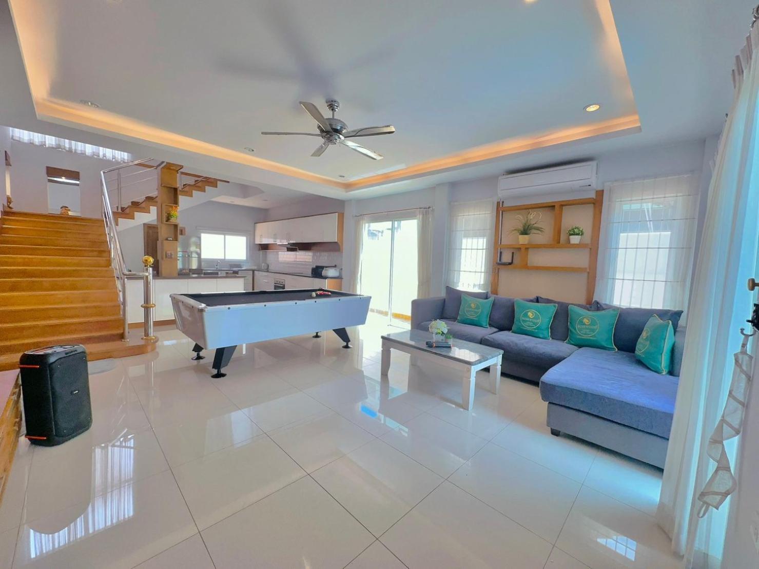 Hotel Rosewood Pool 6