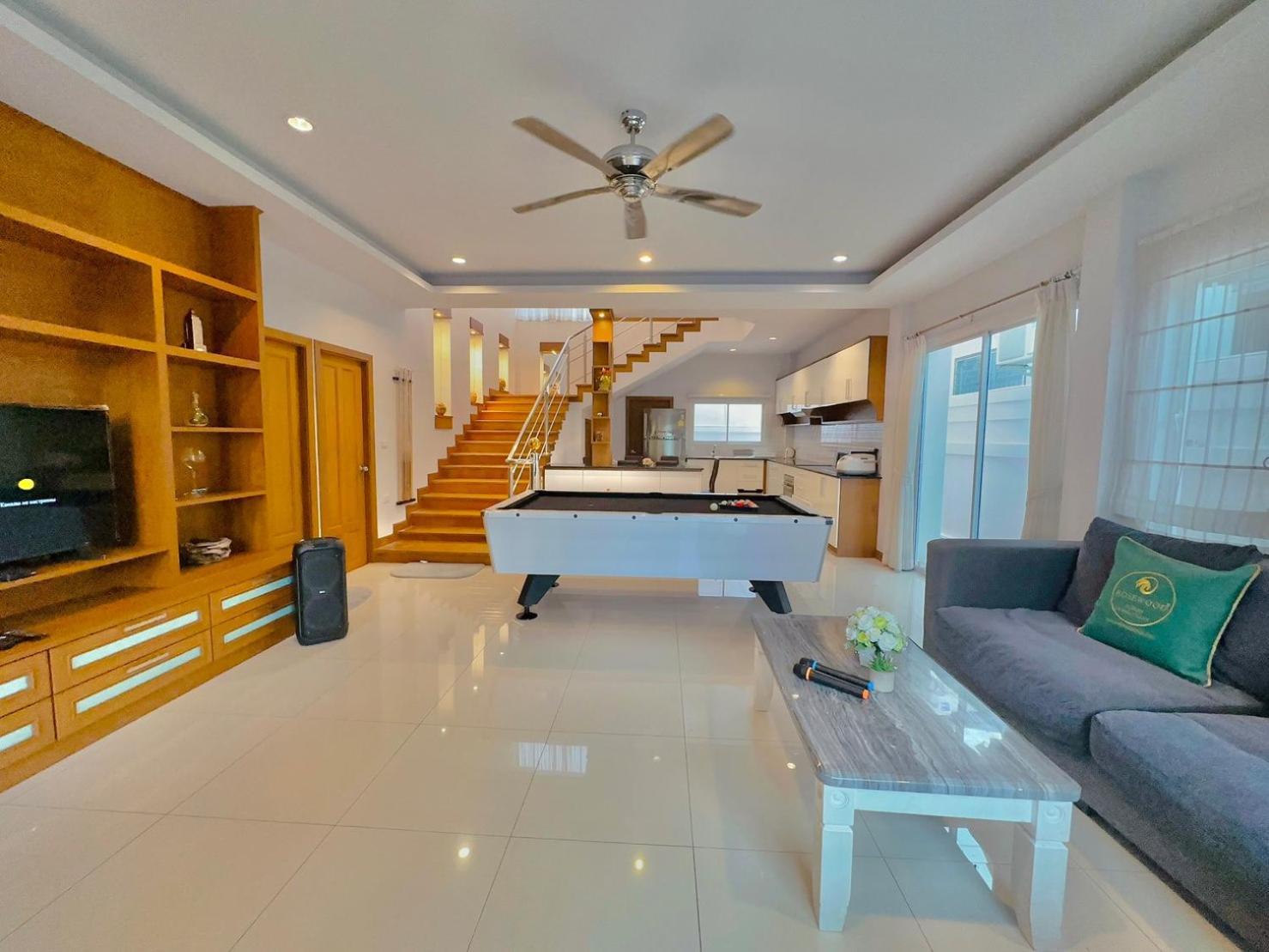 Hotel Rosewood Pool 6