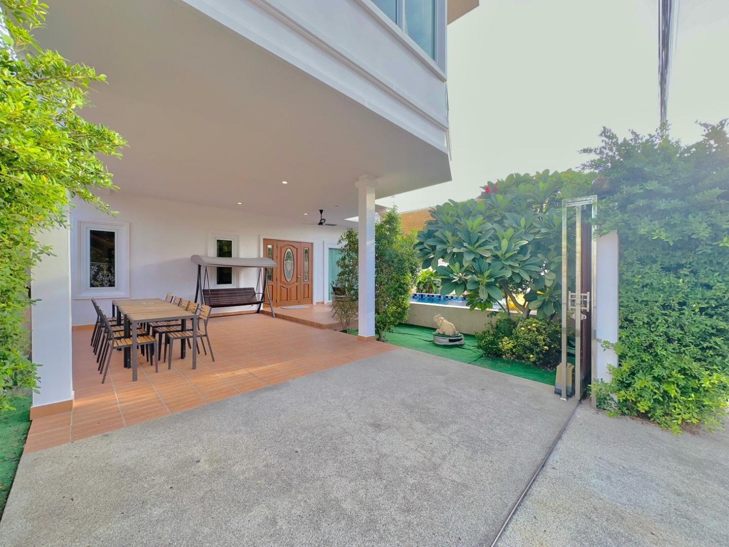 Hotel Rosewood Pool 6