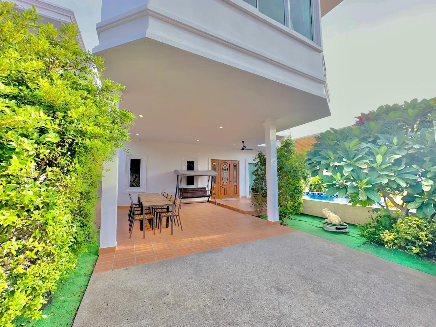 Hotel Rosewood Pool 6