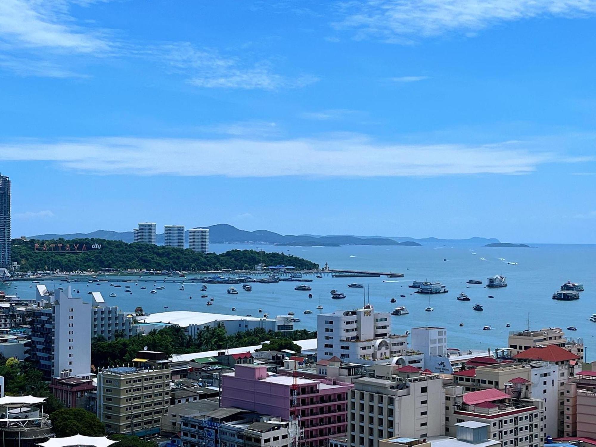 The Base Prime * Pattaya