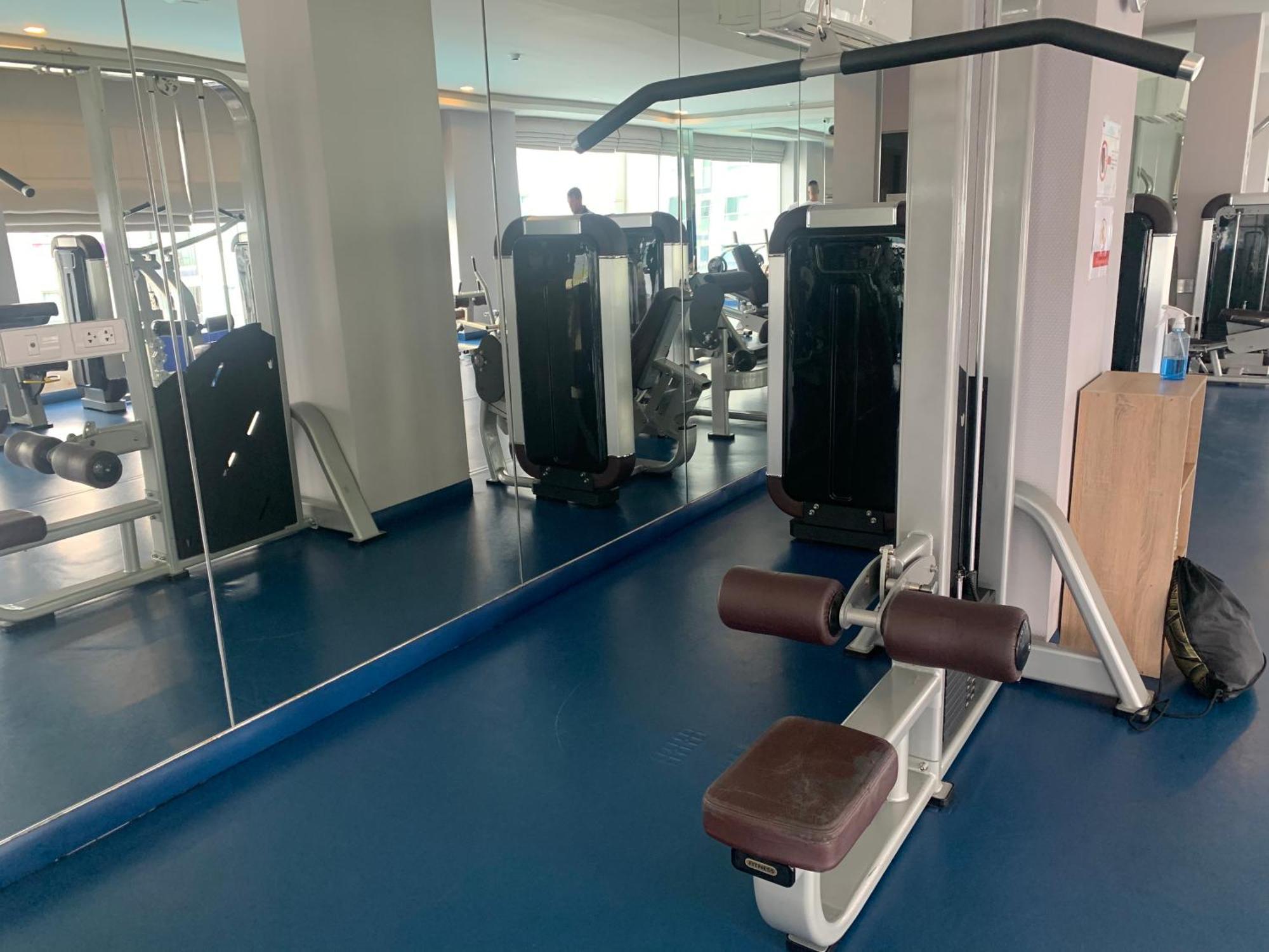 Apartment Arcadia Beach: Trendy Pool-view With Fitness Center Pattaya