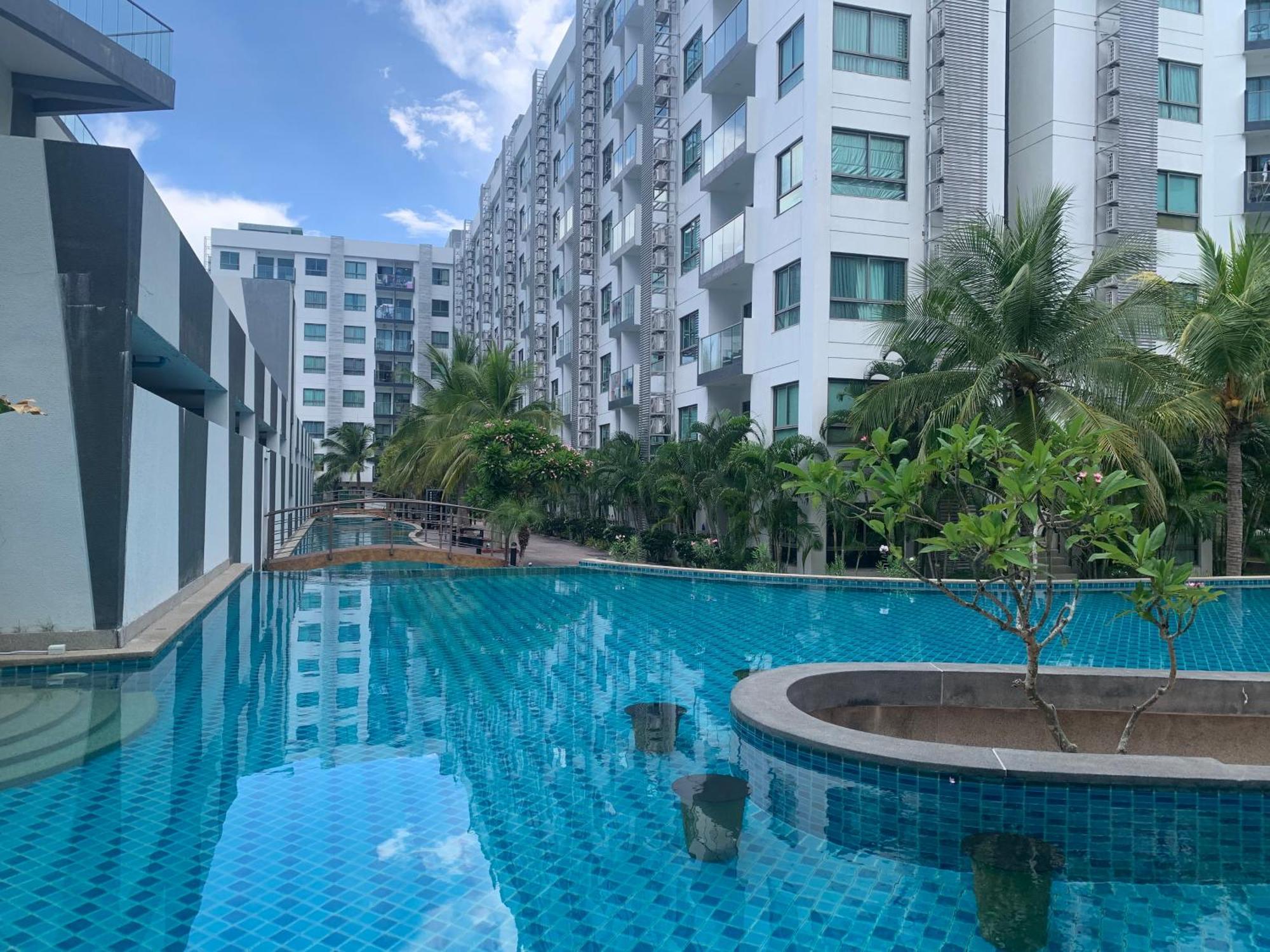 Arcadia Beach: Luxe 2br Pool Near Walking Street