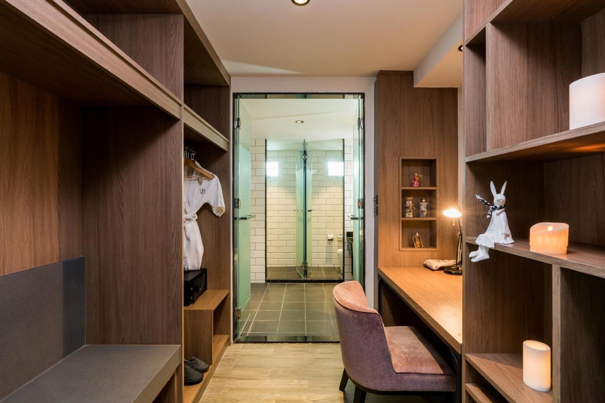 Hotel T By Pcl