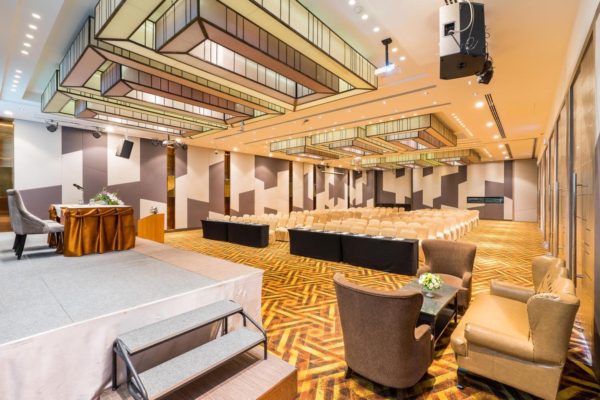 The Siamese By Pcl Hotel 4*