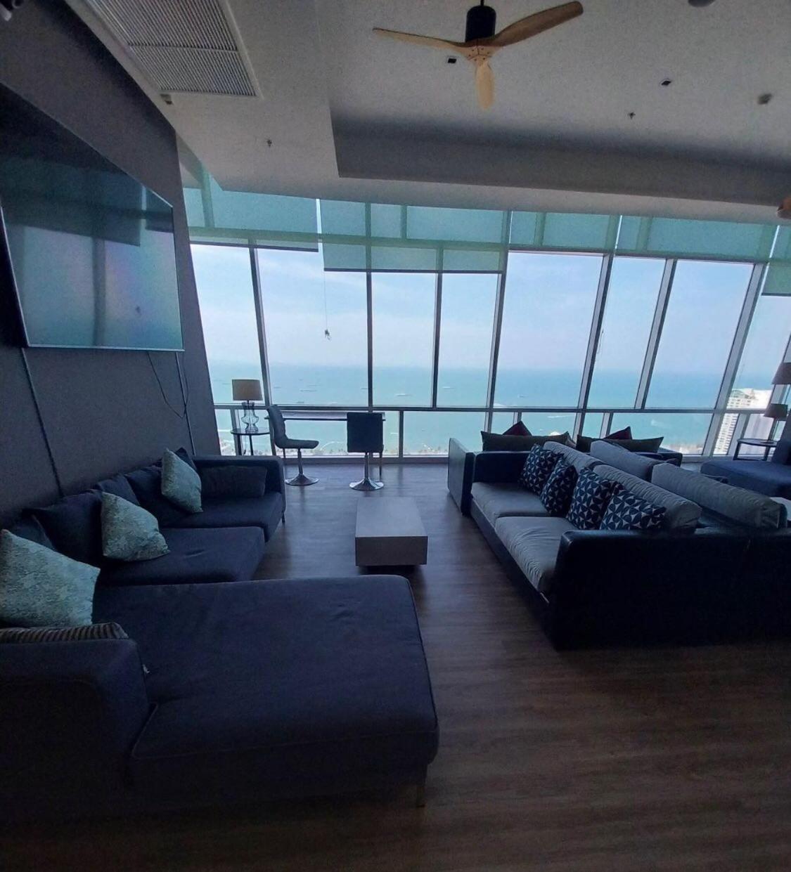 芭提雅fnb 无边泳池 Apartment
