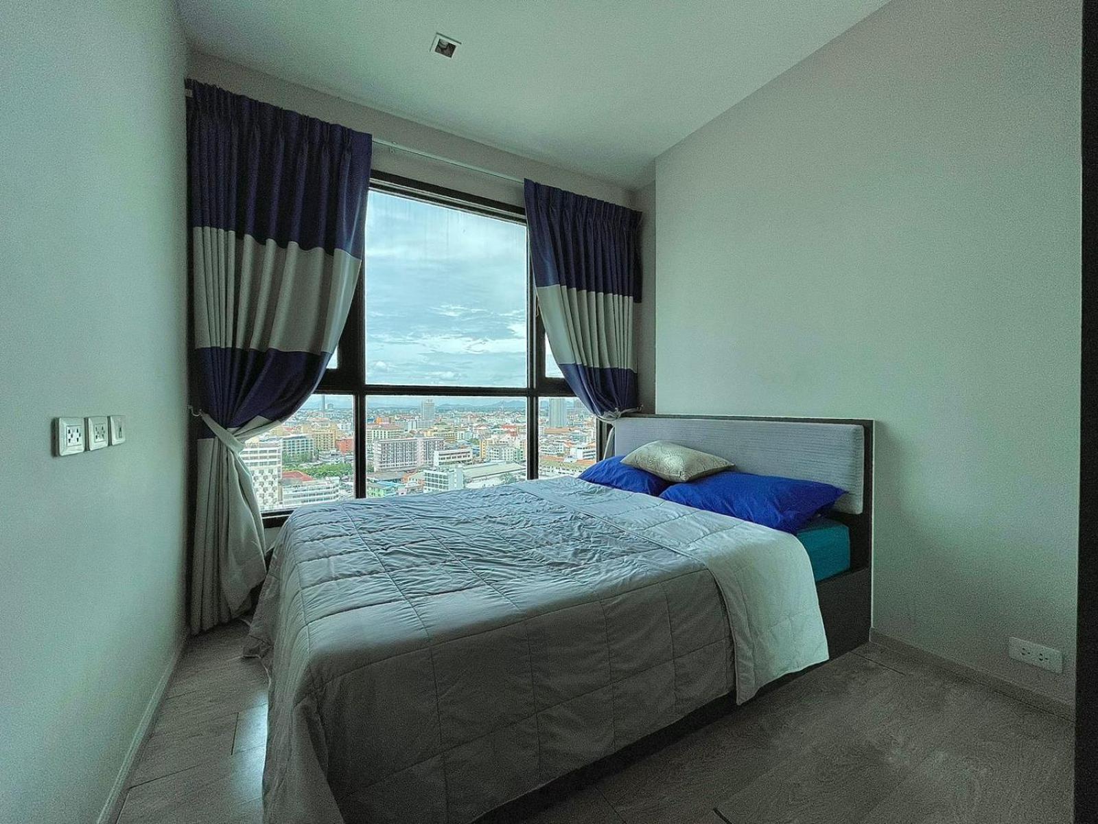 Apartment The Base Deluxe Pattaya