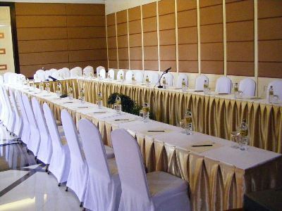 Hotel Lk Royal Wing
