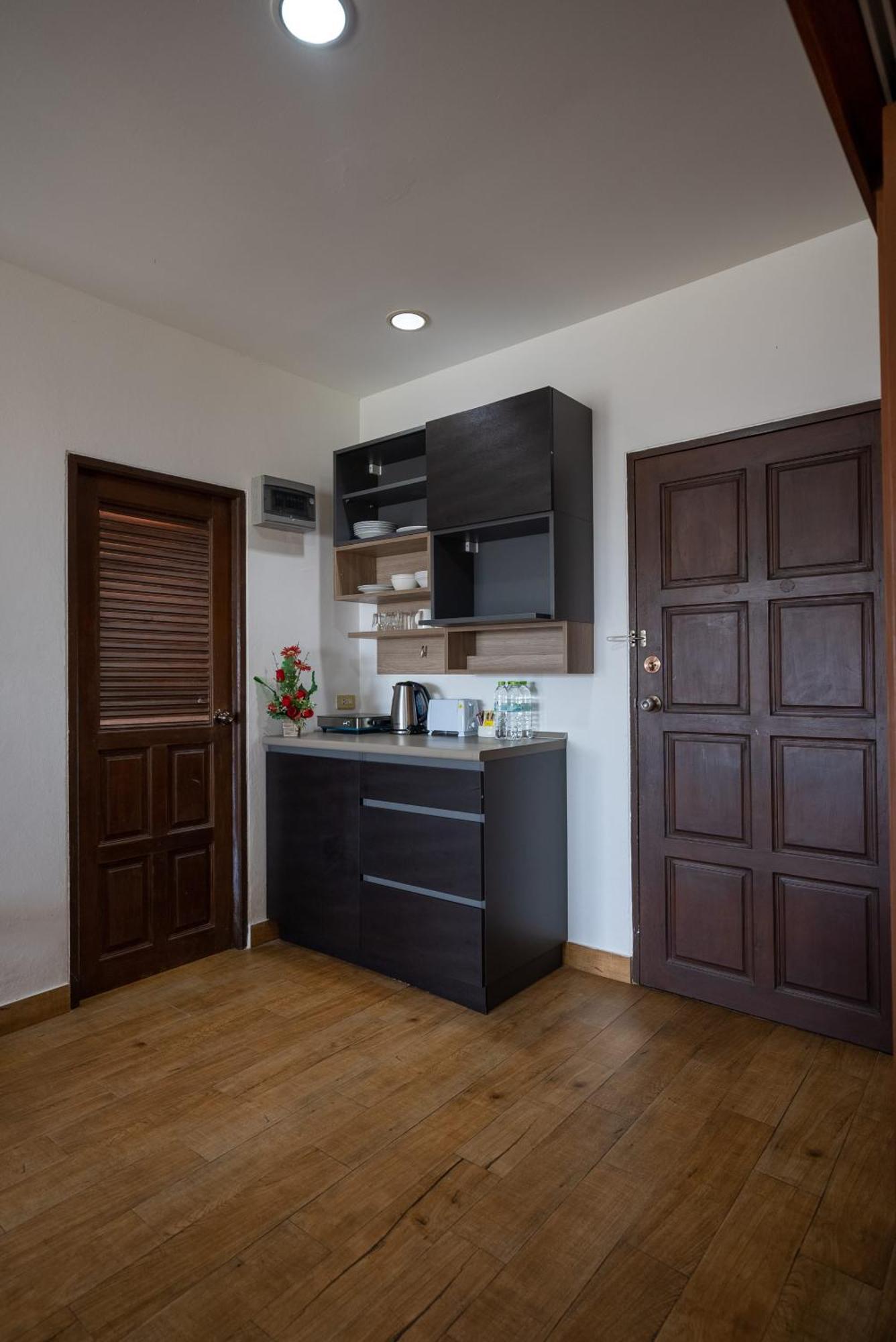 Vtsix At View Talay 6 Hotel 4*