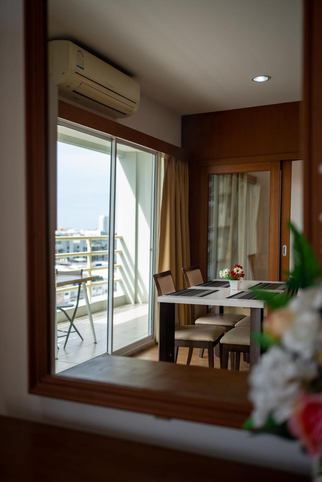 Vtsix At View Talay 6 4*