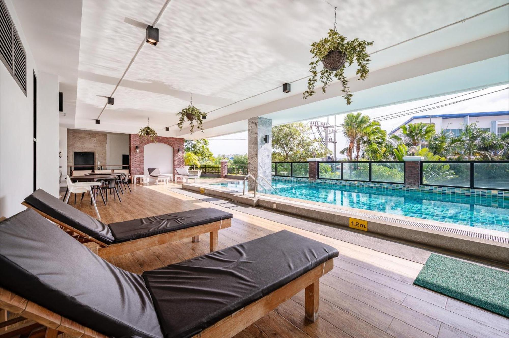 The Corner Hotel Pattaya