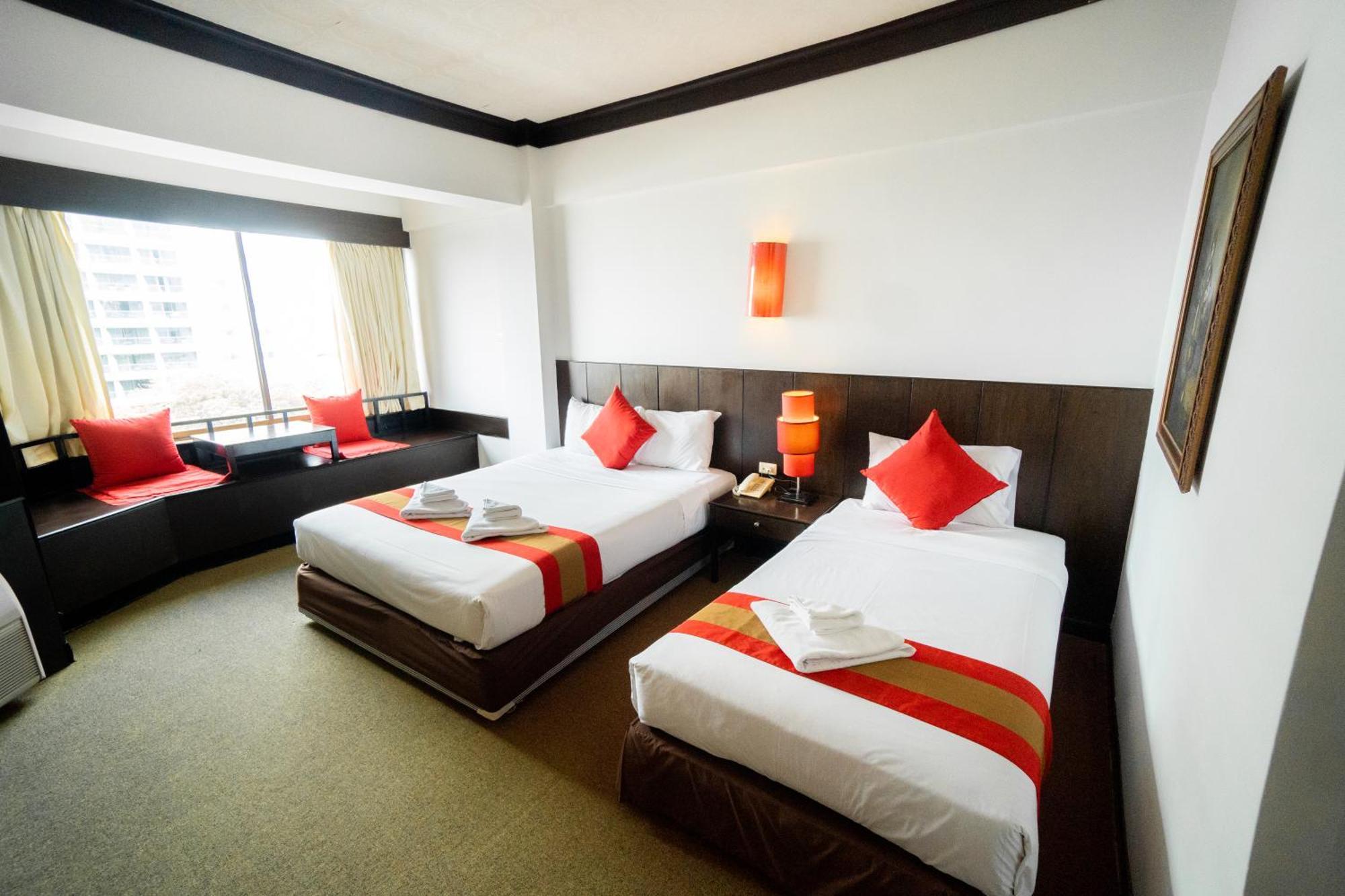 Mountain & Convention Center Hotel 4*