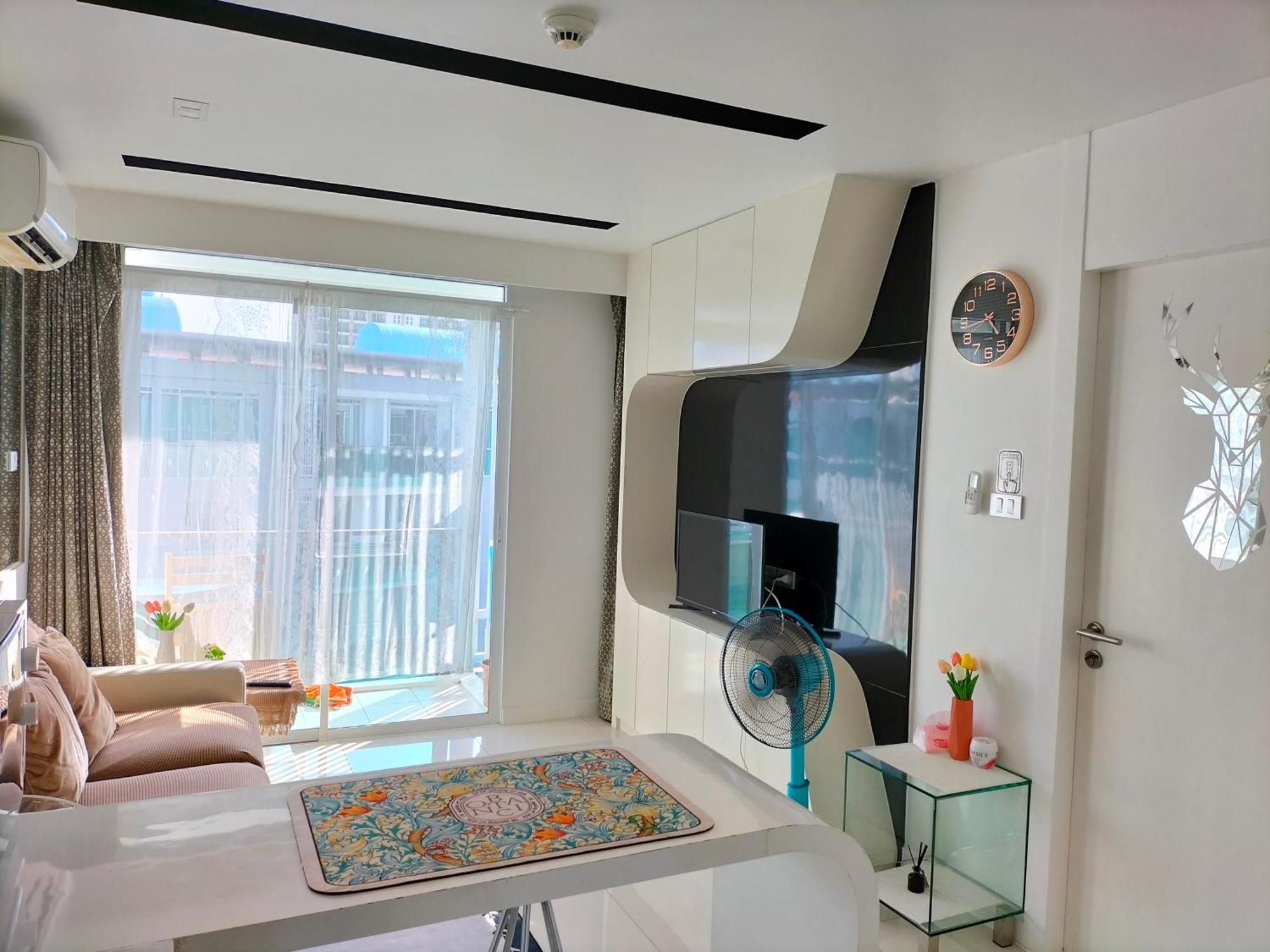 Center Residents Apartment Pattaya