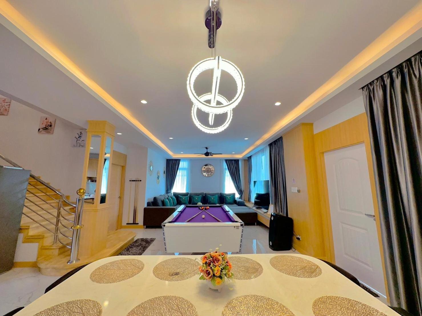 Rosewood Pool 3 Villa Pattaya