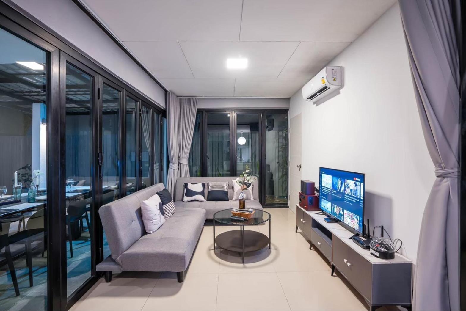Villa Charming House Poolvilla Pattaya