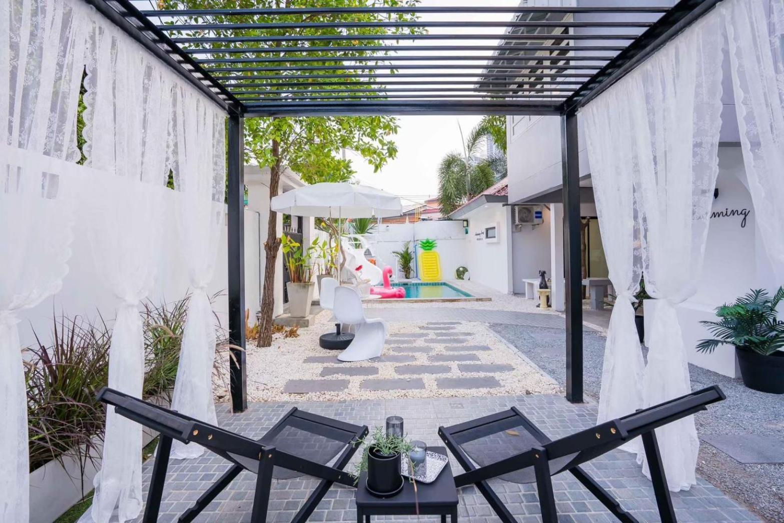 Charming House Poolvilla * Pattaya