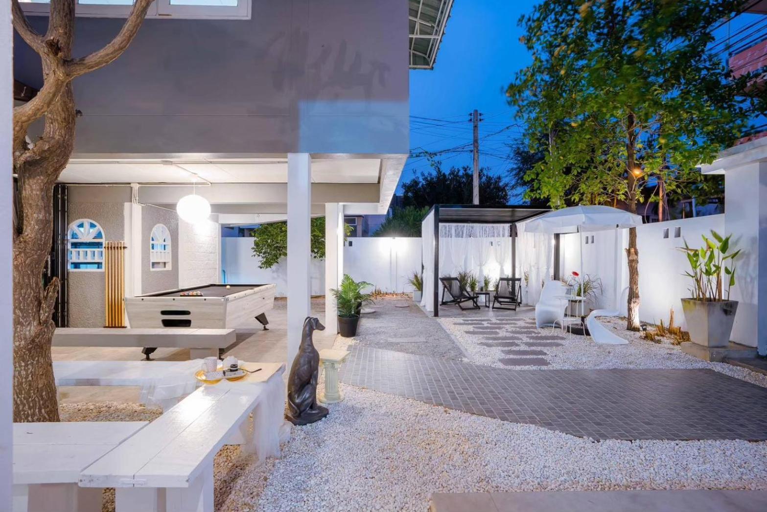 Villa Charming House Poolvilla
