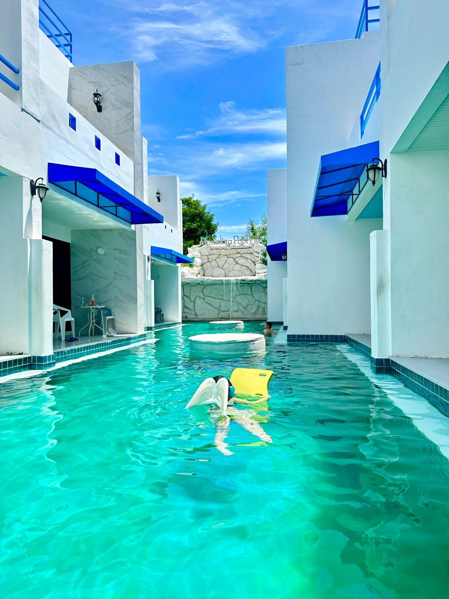 Mona Lisa Pool Pattaya