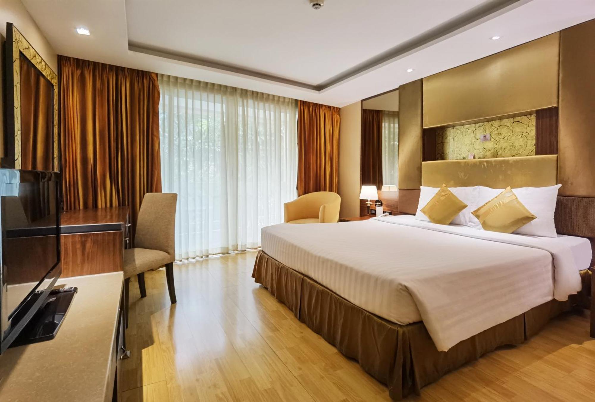 Hotel Nova Gold 4*