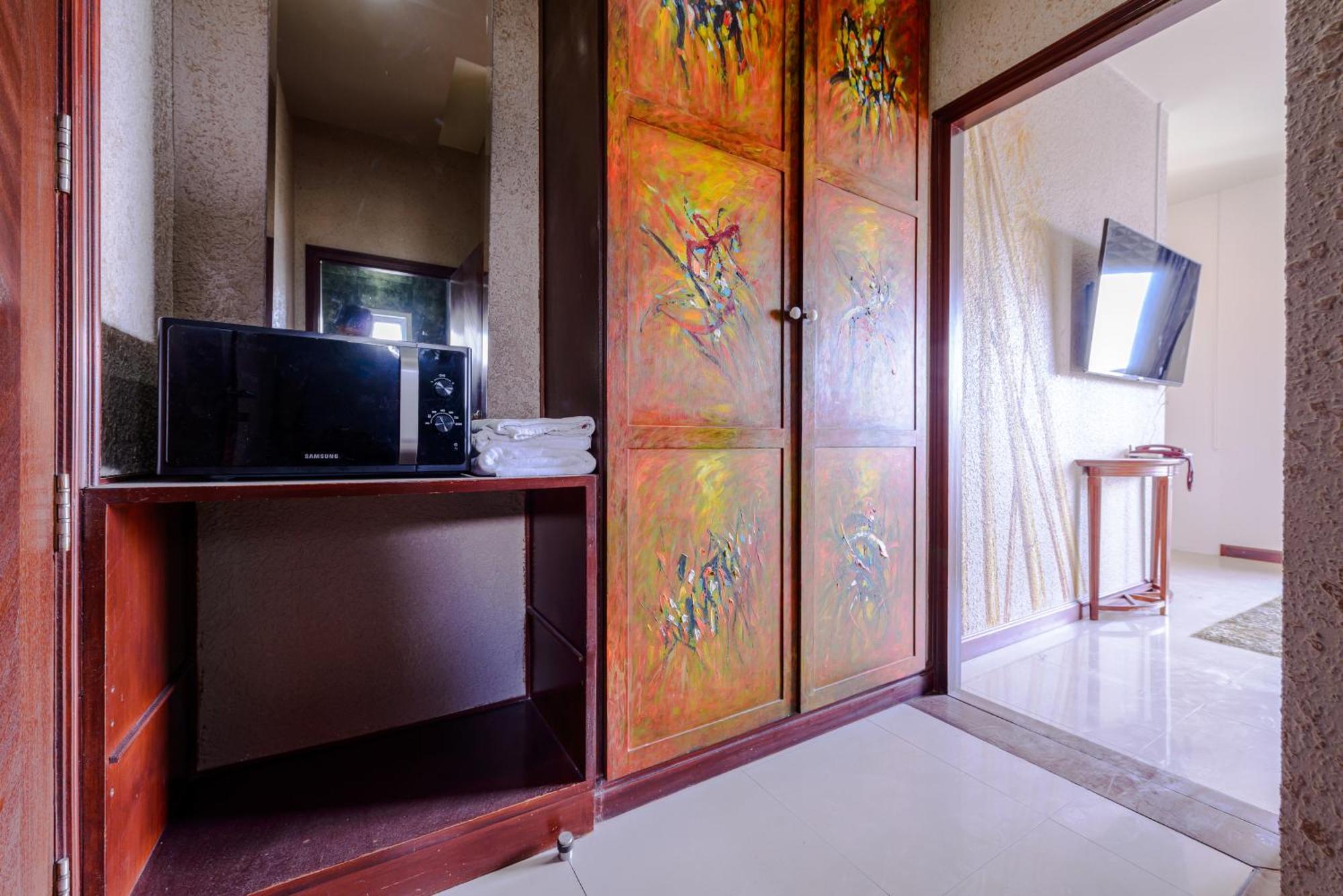 Hotel Pasadena 2*
