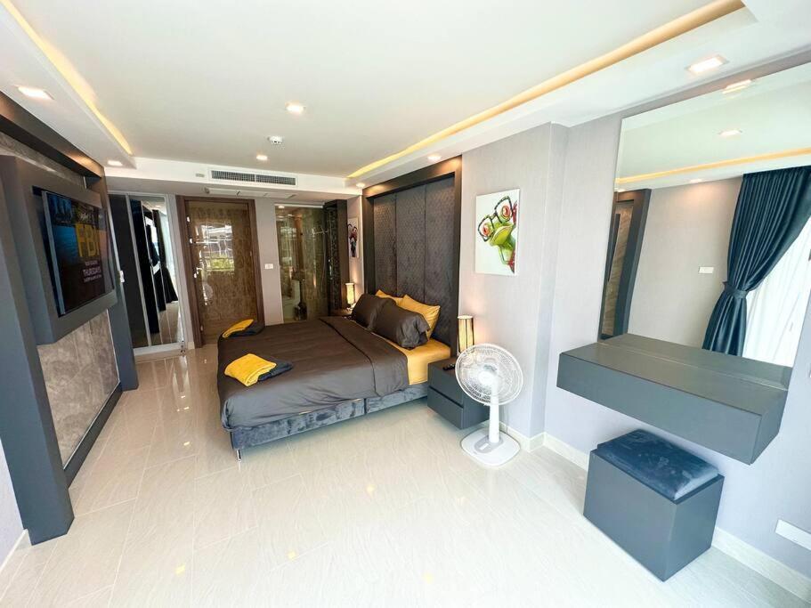 Large Luxury - Centre - Grand Avenue Residences, Pool View - 413 Pattaya