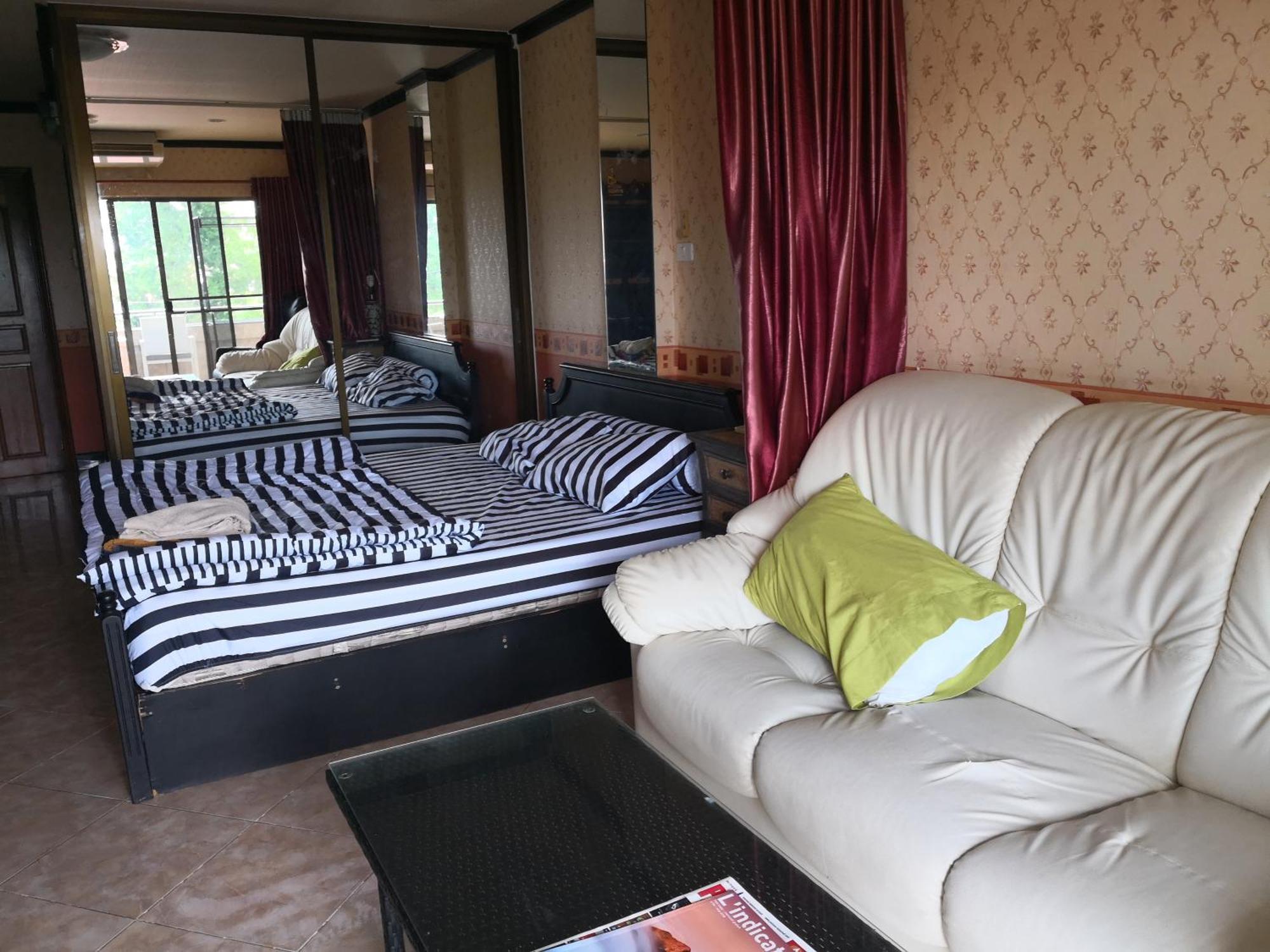 Jomtien Hill Pratamnak Apartment Pattaya