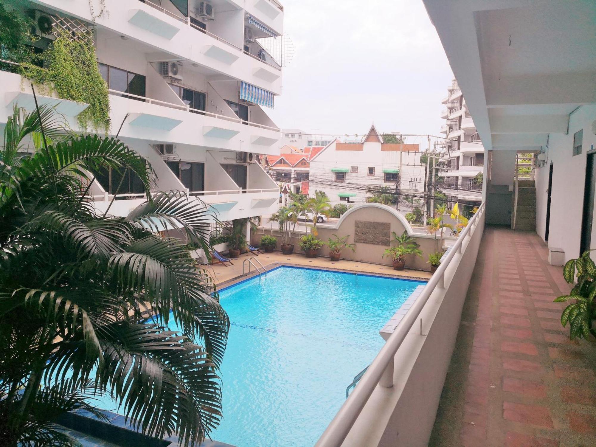 Apartment Jomtien Hill Pratamnak Pattaya