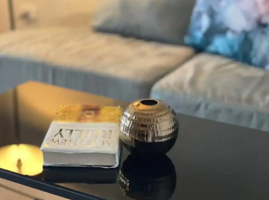 Base Quiet King-bed With Infinity Pool & Free Netflix Apartment *