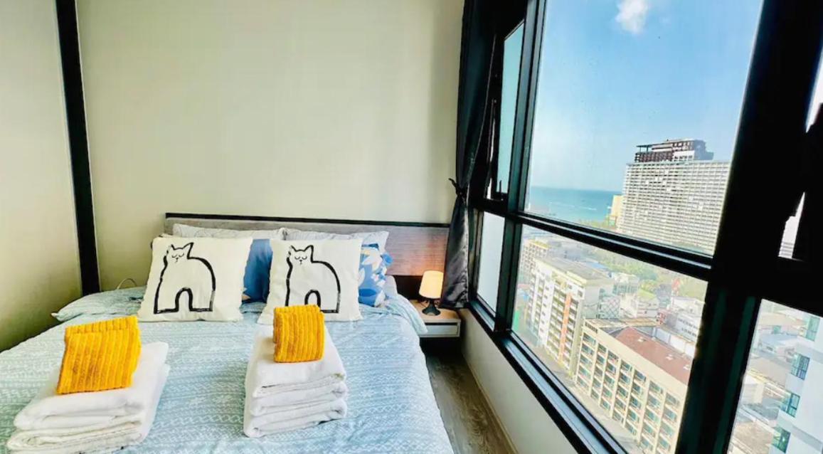 Base Quiet King-bed With Infinity Pool & Free Netflix * Pattaya