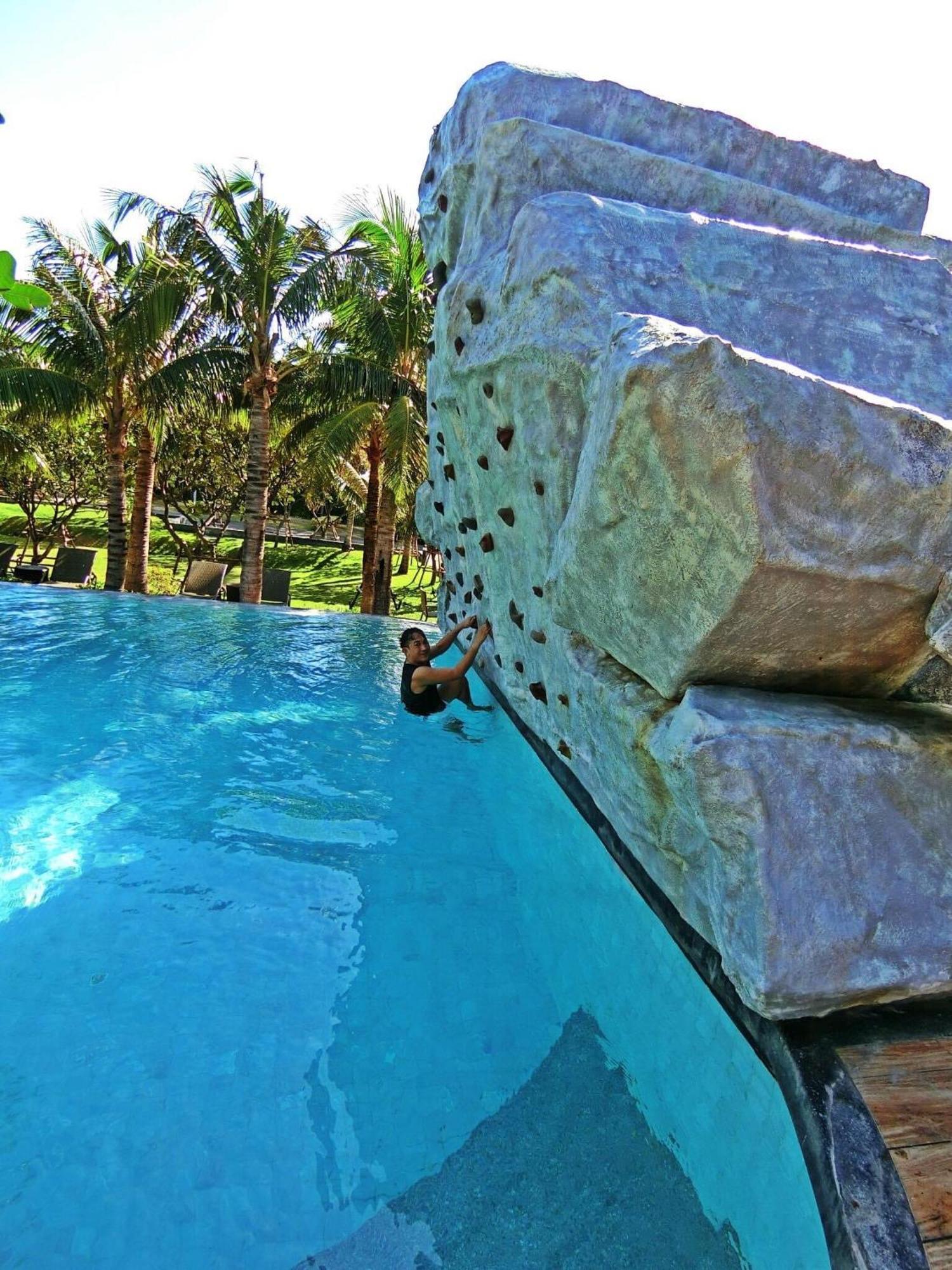 Unixx Near Walking Street * Pattaya