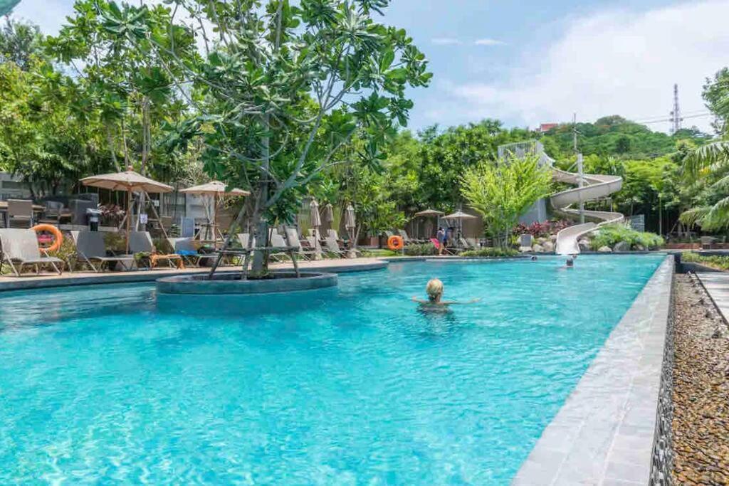 Sea View Unixx 2rooms,2bathrooms * Pattaya