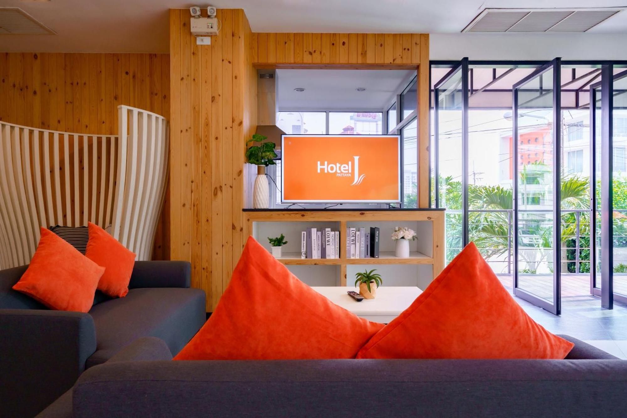 J Inspired Hotel 4*