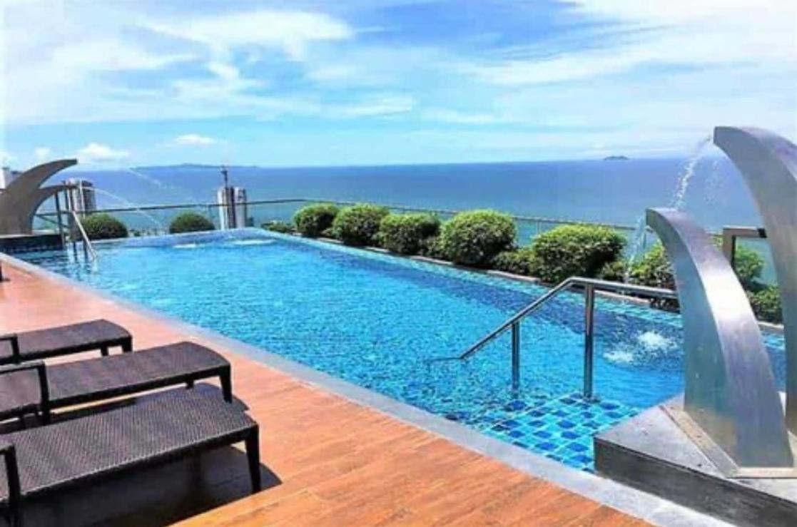 Apartment The Peak Towers Cozy Studio Flat Pattaya