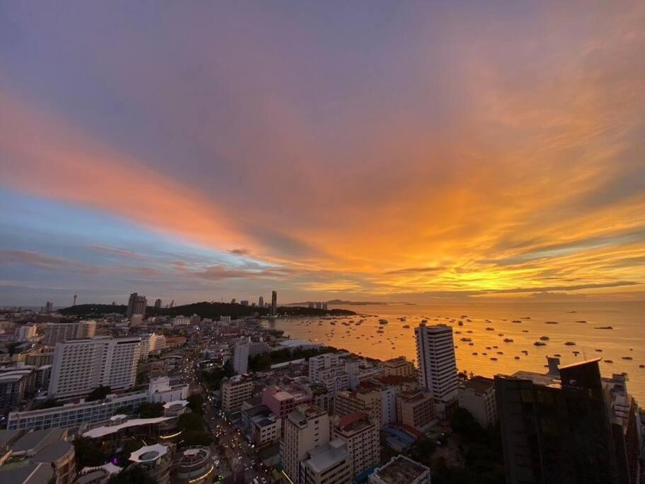 Apartment Edge 345 Seaview Pattaya