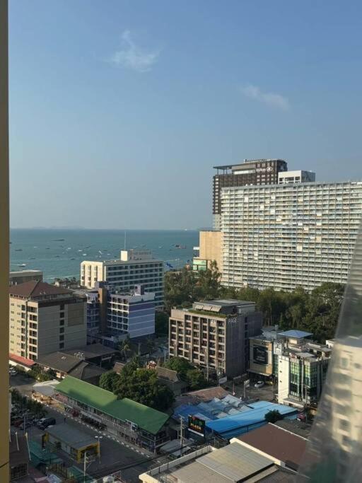 Apartment Edge 345 Seaview Pattaya