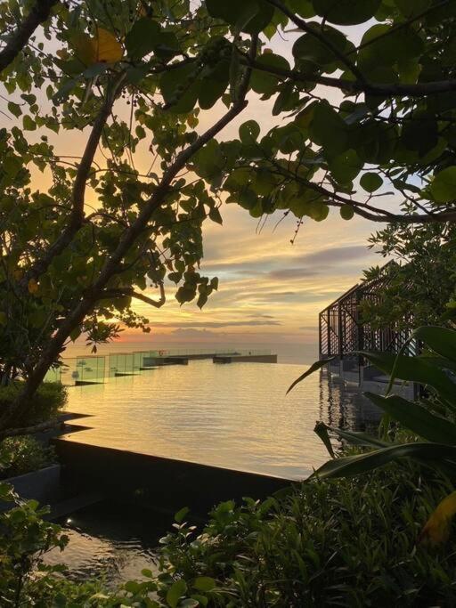 Edge 345 Seaview Apartment