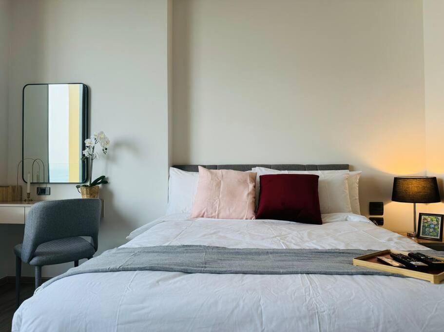 Edge 345 Seaview Apartment *