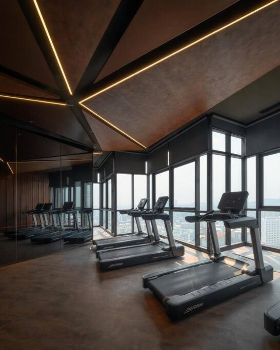 Edge 345 Seaview *