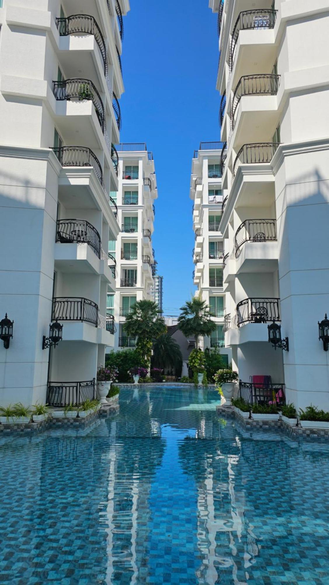 Apartment Pool View Cozy Getaway Pattaya