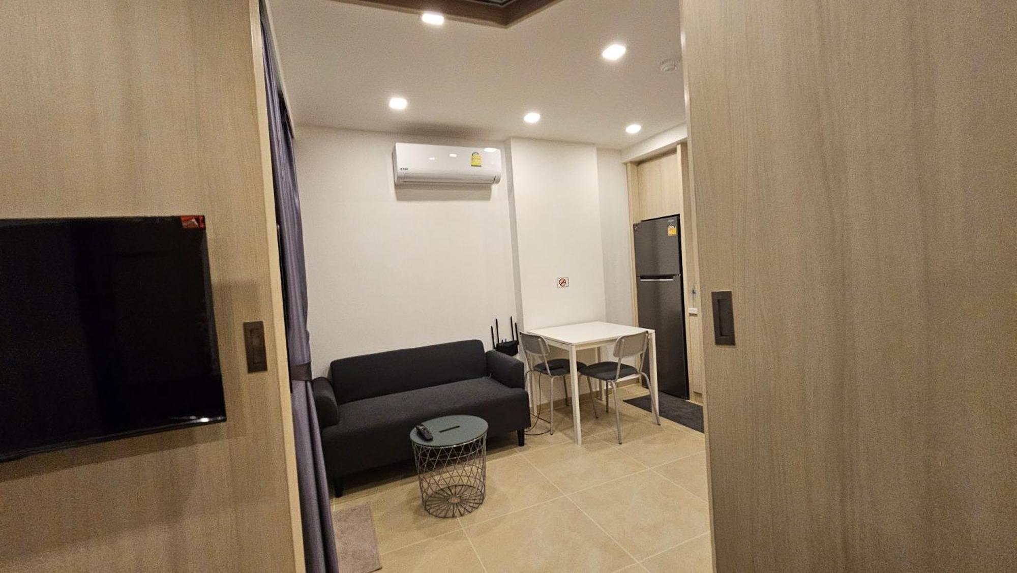 Pool View Cozy Getaway Pattaya