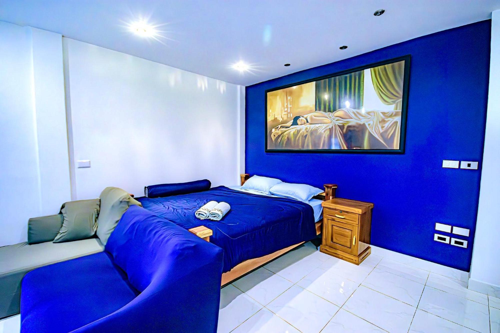 By One Villa Pattaya