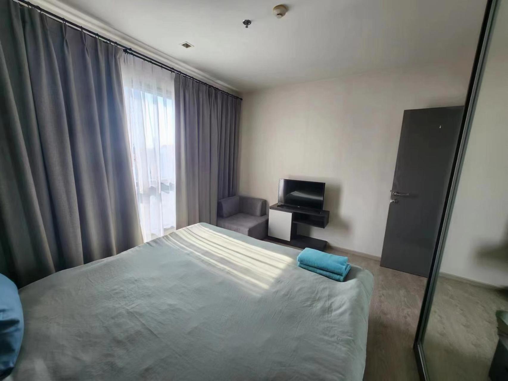 The Base Pattaya: Infinity Pool Near Walking Street Apartment *